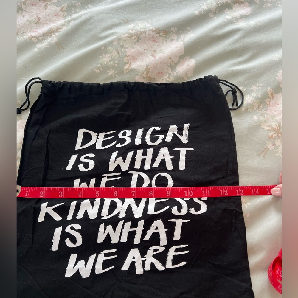 Kurt Geiger Drawstring Dustbag! - Picture 2 of 4